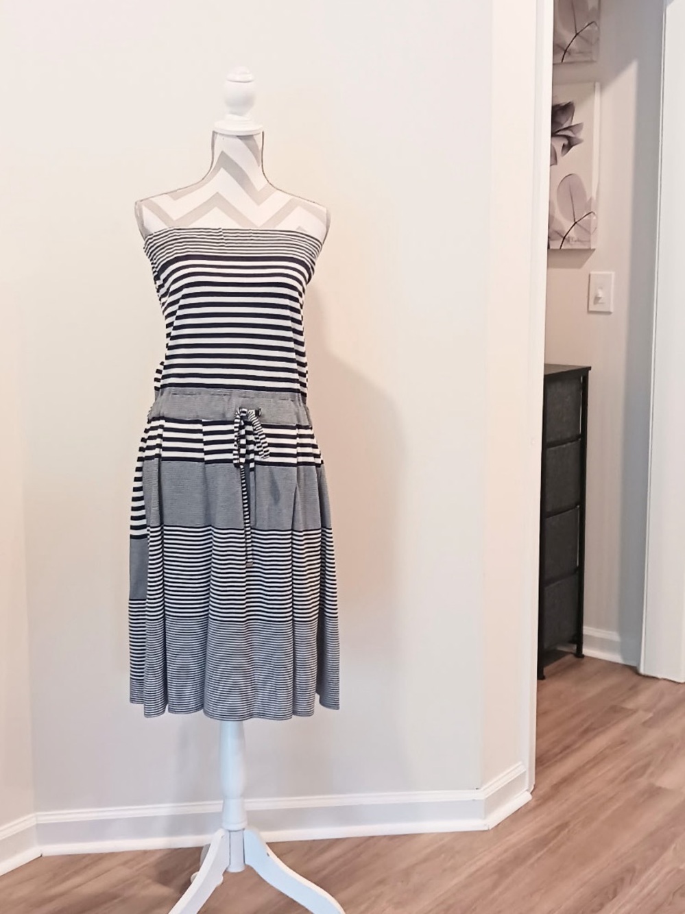 Lacoste Dresses (Made in Peru)/Lacoste 
Women's Striped Strapless Dress
